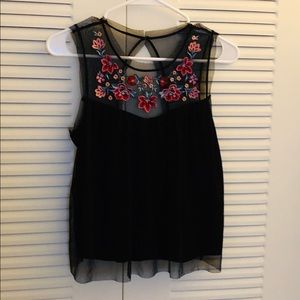 Hollister pretty black top with floral design